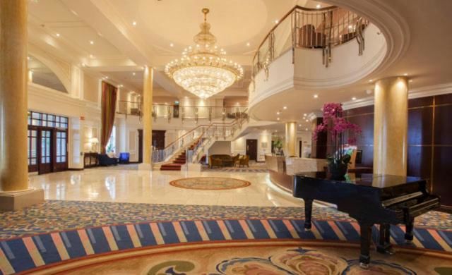 Отель Knightsbrook Hotel & Golf Resort Трим-21